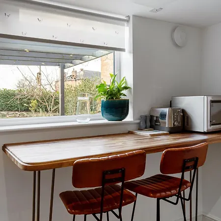 Evergreen Eco House - Allocated Parking, Ancillary Ripon