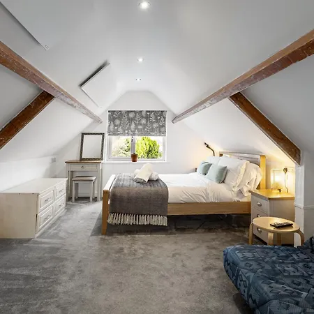Evergreen Eco House - Allocated Parking, Ancillary Ripon