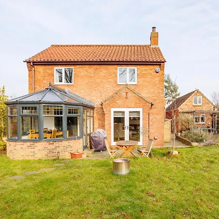 Evergreen Eco House - Allocated Parking, Ancillary